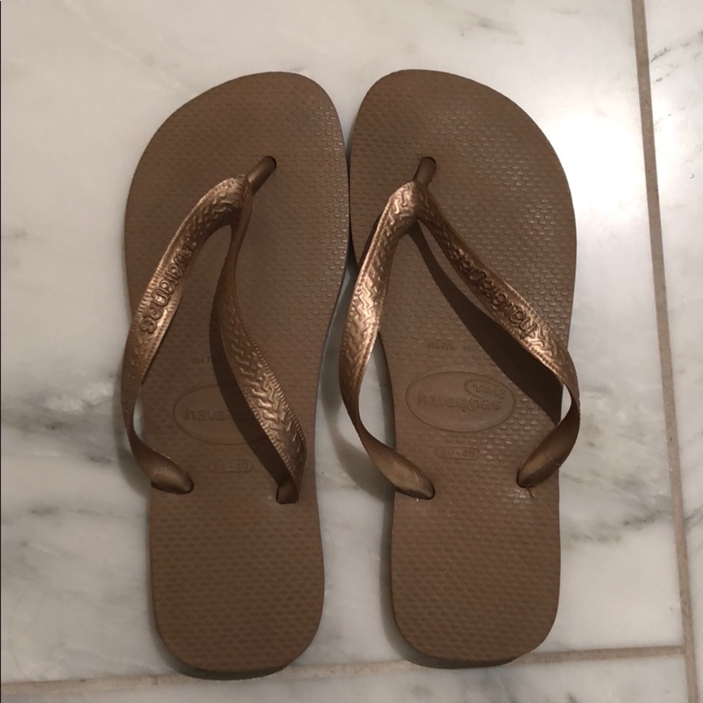 Gold Havaianas. Size 9.